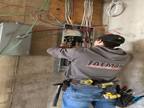 Electricians Wiring Residential Wires Pittsburgh-PA; Tatman Electric Voted Pittsburgh-PA Best Electricians; cv1